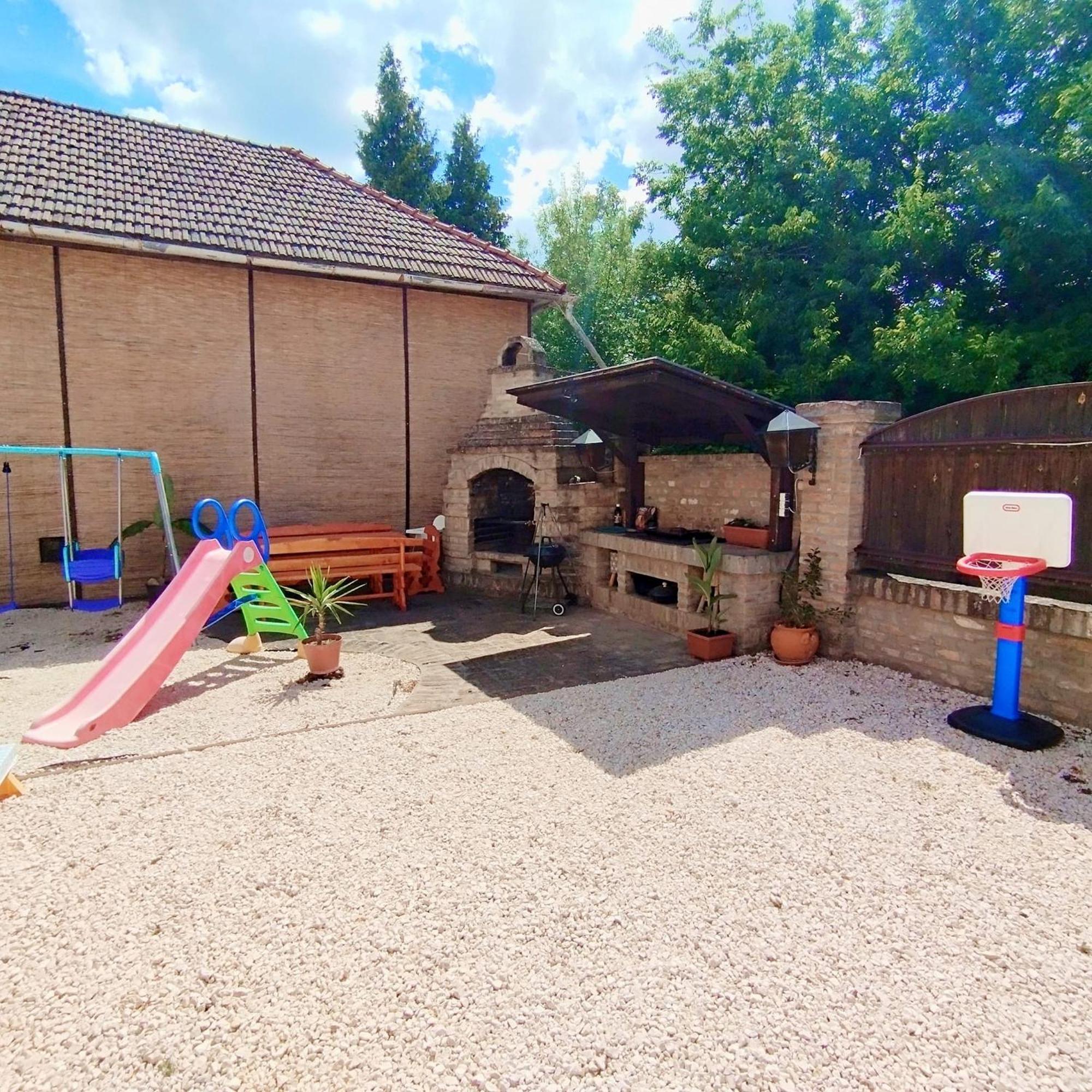 Homestay szállás R.gold Makó